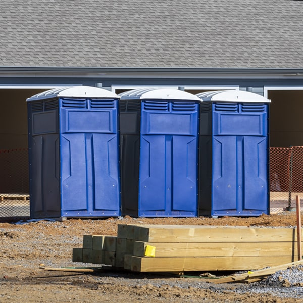 what is the cost difference between standard and deluxe porta potty rentals in Bowling Green Indiana